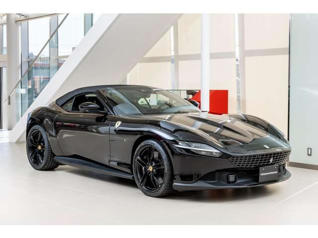 FERRARI Roma Spider