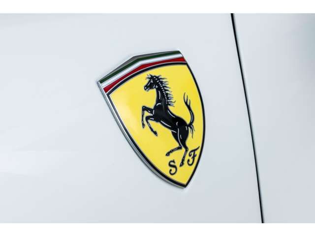 FERRARI 296 GTB
