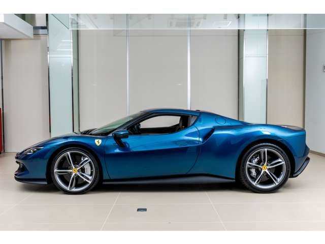 FERRARI 296 GTB