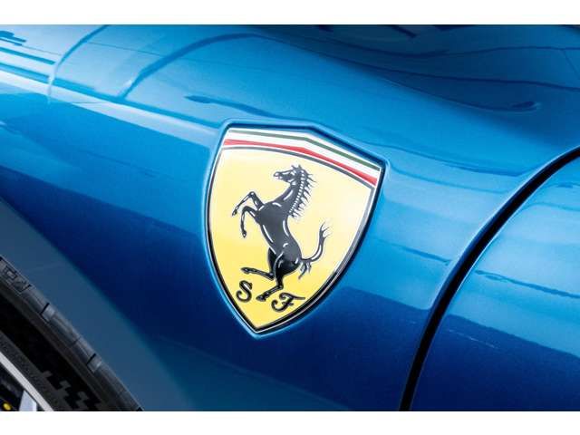 FERRARI 296 GTB