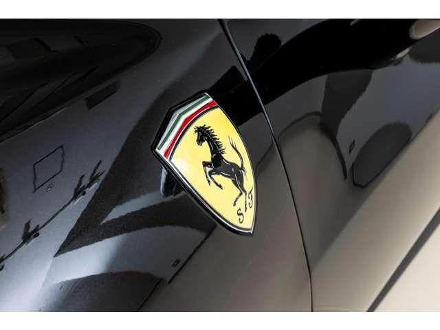 FERRARI 296 GTS