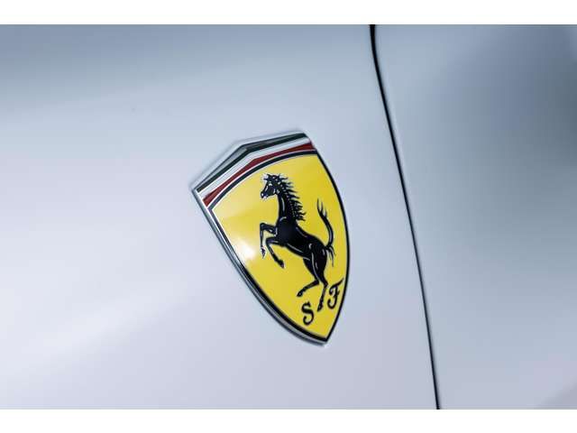 FERRARI 296 GTB