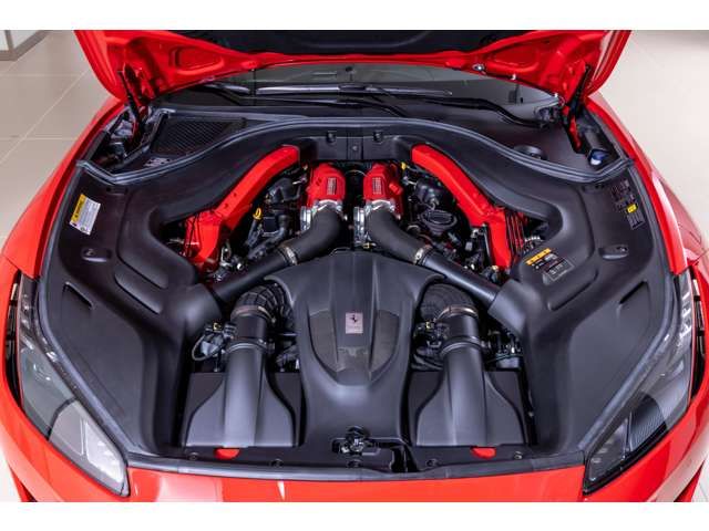 FERRARI Portofino M