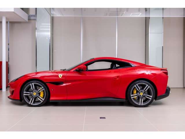 FERRARI Portofino M