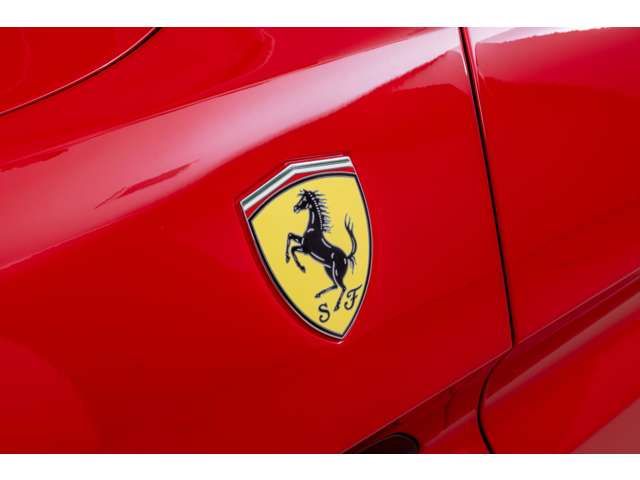 FERRARI Portofino M