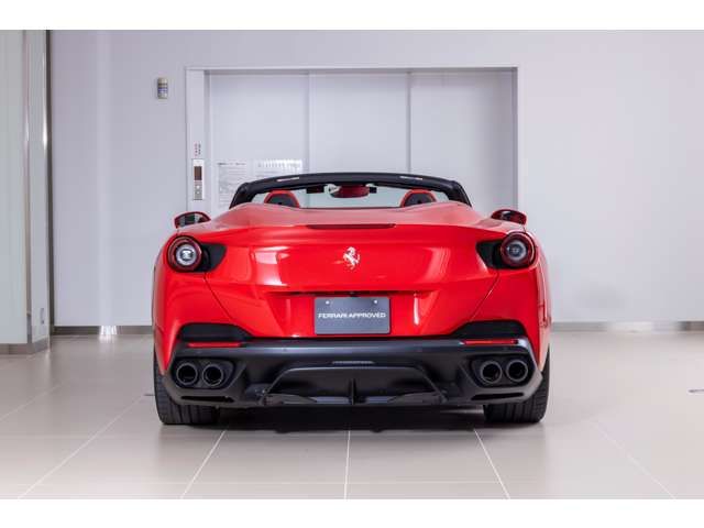 FERRARI Portofino