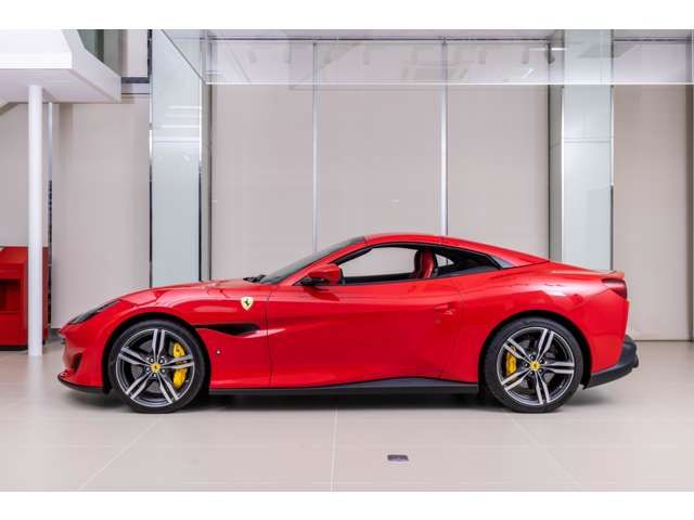 FERRARI Portofino
