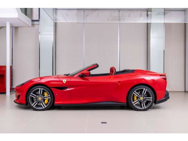 FERRARI Portofino