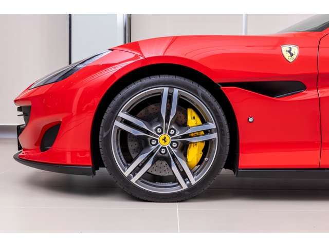 FERRARI Portofino