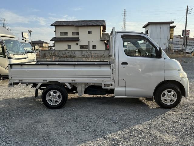 LITEACE truck 4WD