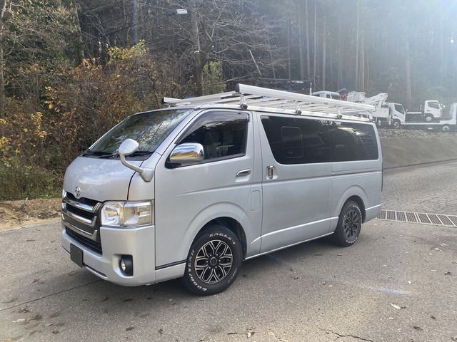 HIACE van 4WD