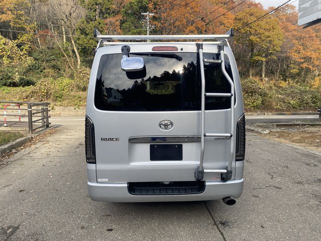 HIACE van 4WD