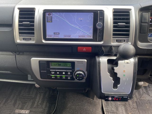 HIACE van 4WD