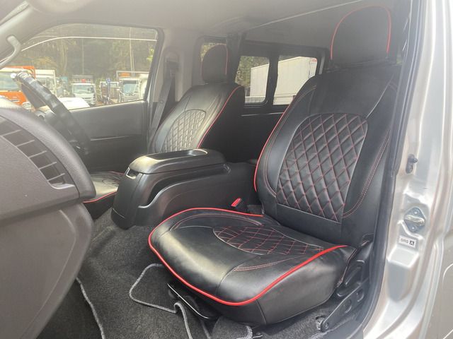 HIACE van 4WD