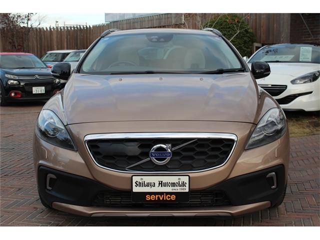 VOLVO V40 CROSS COUNTRY