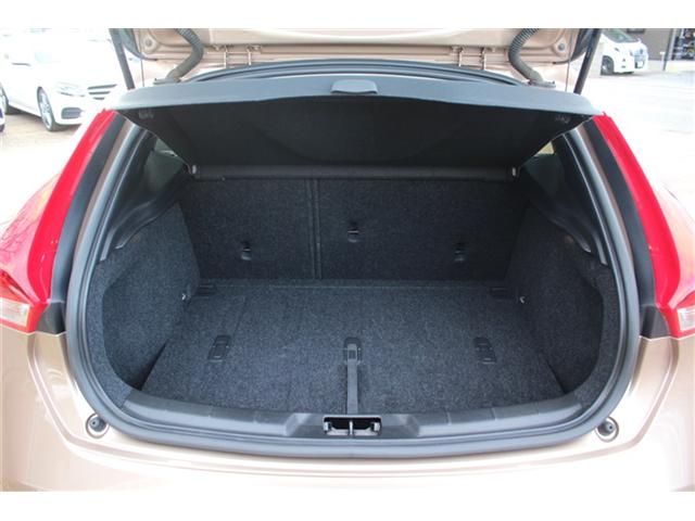 VOLVO V40 CROSS COUNTRY