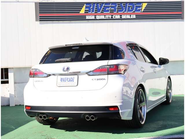 LEXUS CT200h