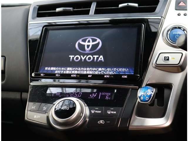 PRIUS Alpha