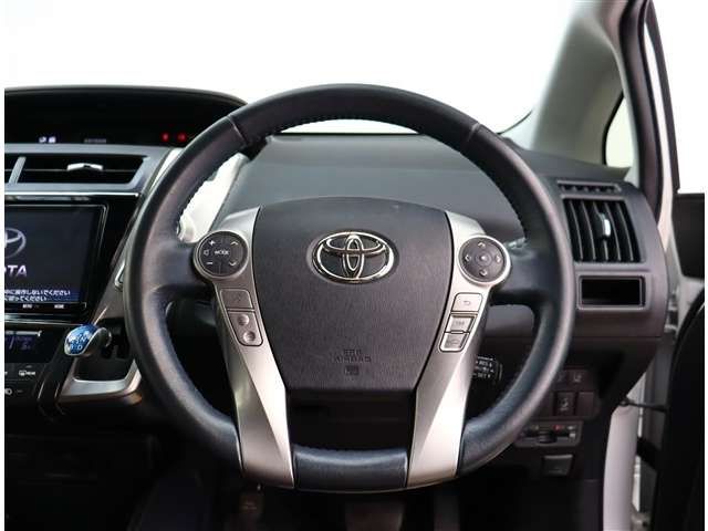 PRIUS Alpha