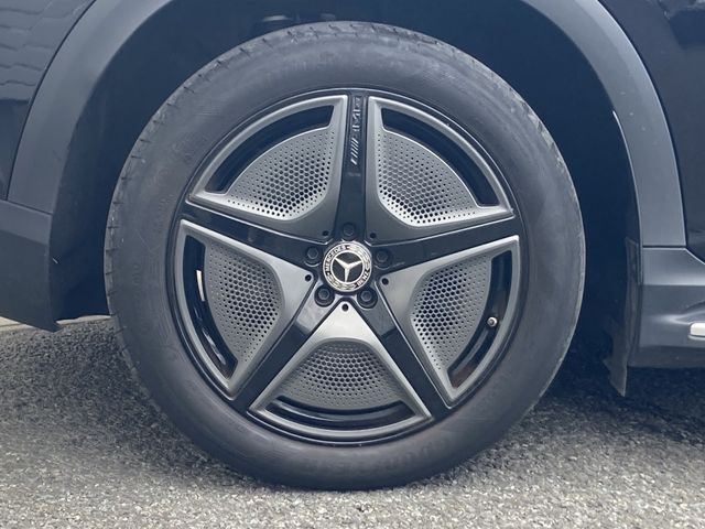 MERCEDES BENZ EQE SUV