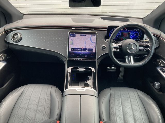 MERCEDES BENZ EQE SUV