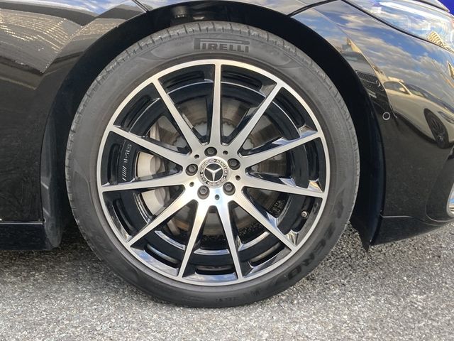 MERCEDES BENZ EQS