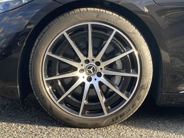 MERCEDES BENZ EQS