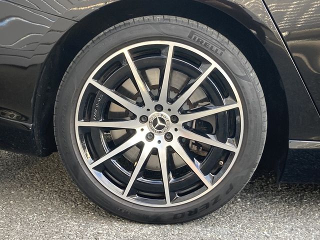 MERCEDES BENZ EQS