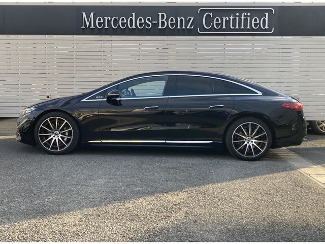 MERCEDES BENZ EQS