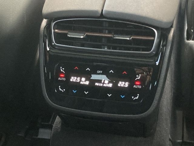 MERCEDES BENZ EQS
