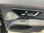 MERCEDES BENZ EQS