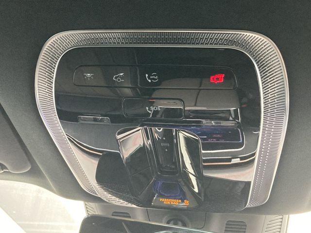 MERCEDES BENZ EQS