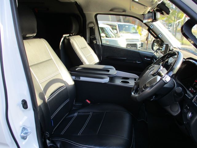 HIACE wagon