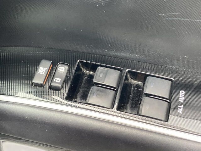 ESTIMA HYBRID 4WD