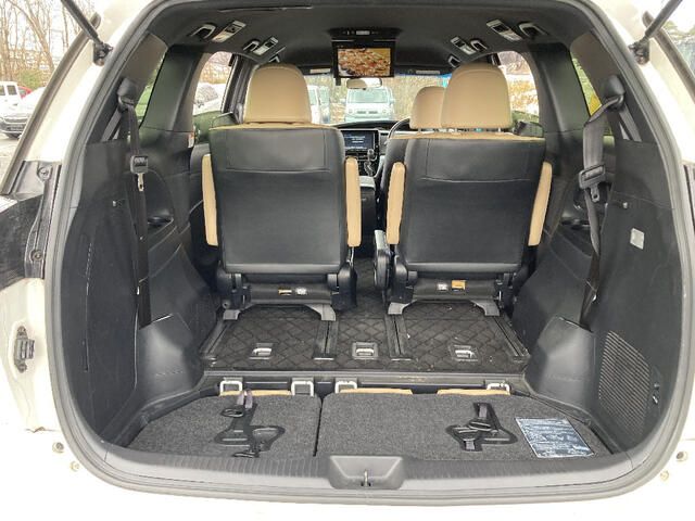 ESTIMA HYBRID 4WD