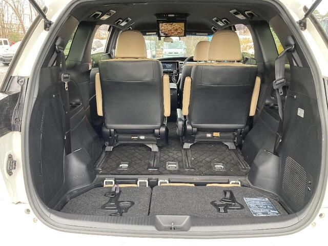 ESTIMA HYBRID 4WD