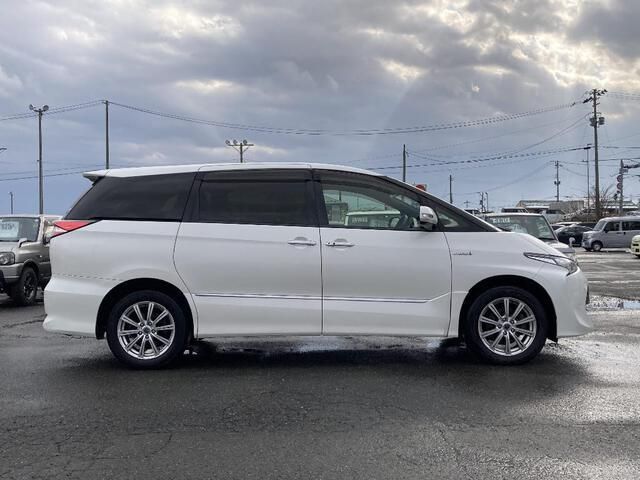 ESTIMA HYBRID 4WD