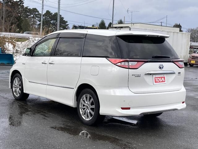 ESTIMA HYBRID 4WD