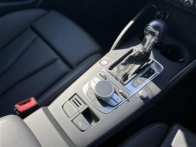AUDI S3 SPORTBACK