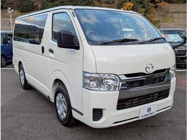 BONGO BRAWNY VAN