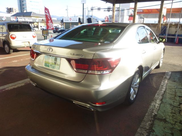 LEXUS LS460