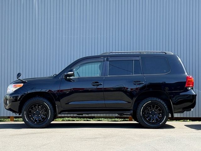 LANDCRUISER wagon