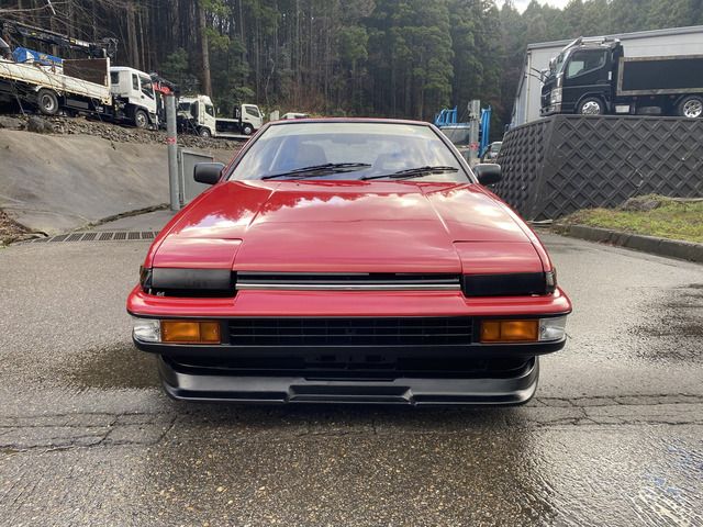SPRINTER TRUENO hatchback