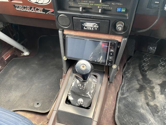 SPRINTER TRUENO hatchback