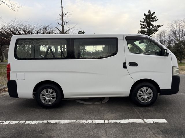 NV350 CARAVAN 4WD
