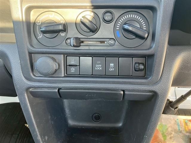 CARRY truck 4WD