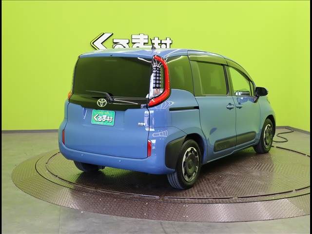 SIENTA HYBRID