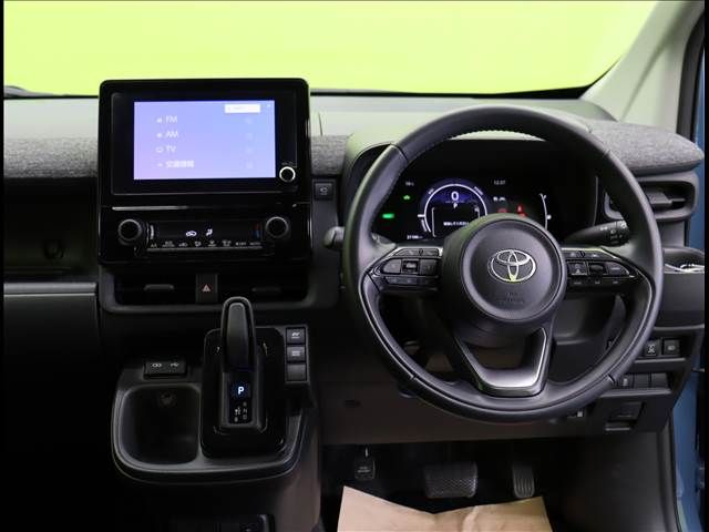 SIENTA HYBRID