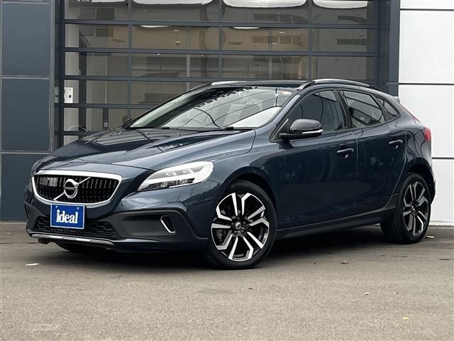 VOLVO V40 CROSS COUNTRY