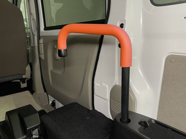 NV100 CLIPPER
